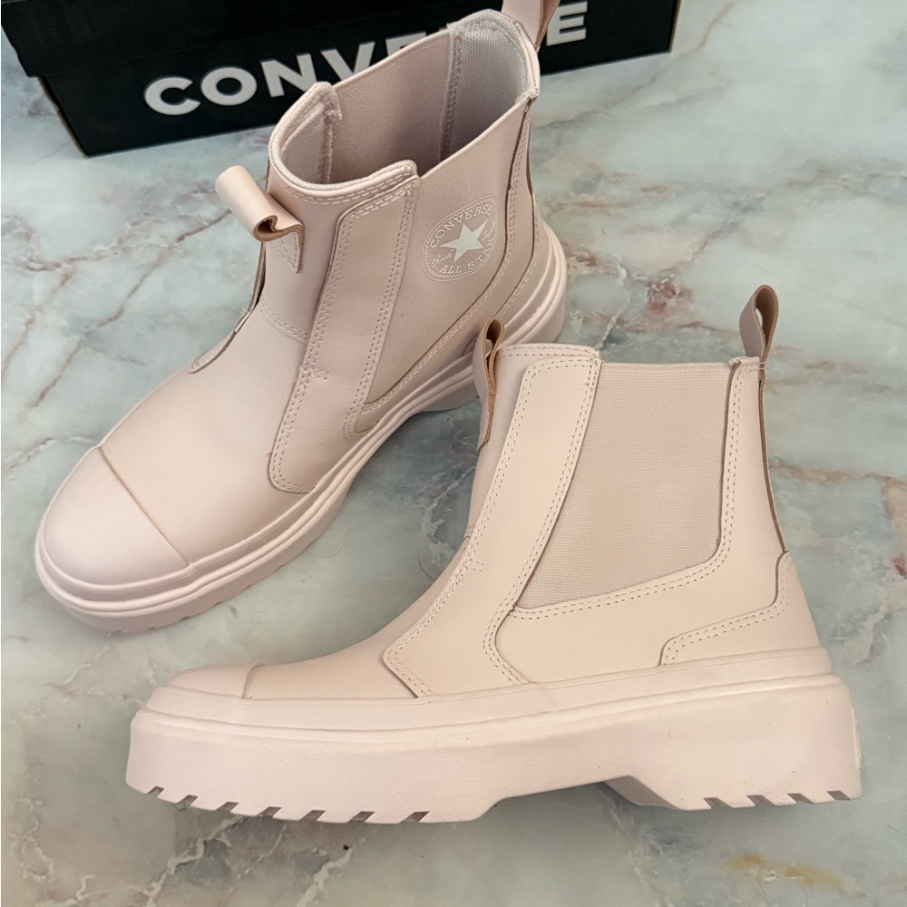 Converse pink blush hush pink cats lugged Chelsea boots size 4.5 kids/7WM